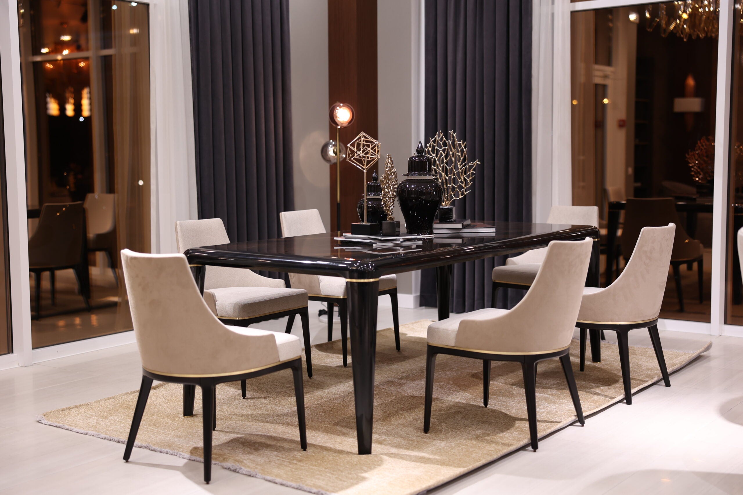 Sanremo Dining Table