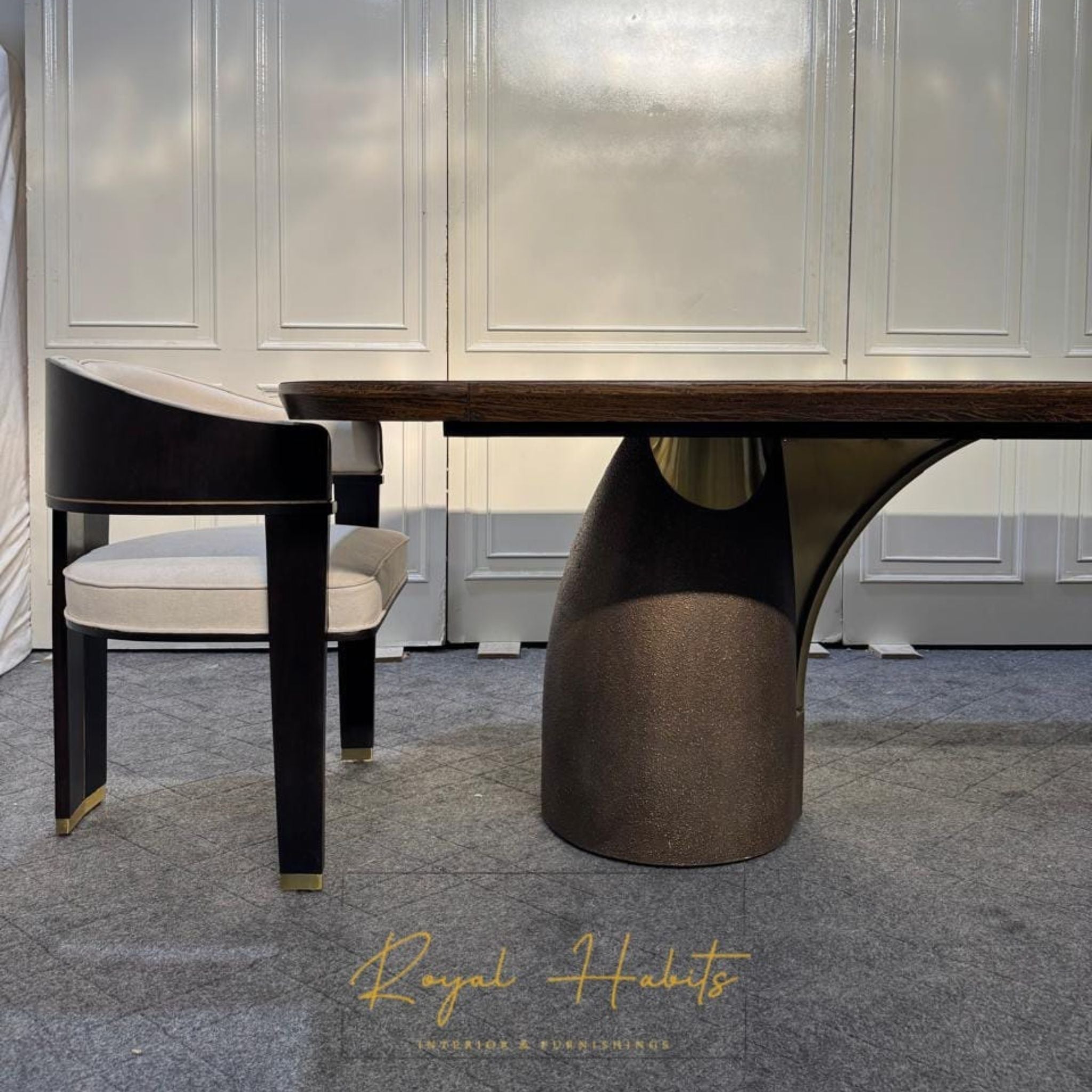 Sculpt Modern Dining Set